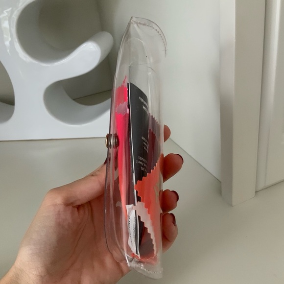 QUAY AUSTRALIA PVC See through Plastic Snap Sunglasses Protective Case BRAND NEW - Picture 4 of 4